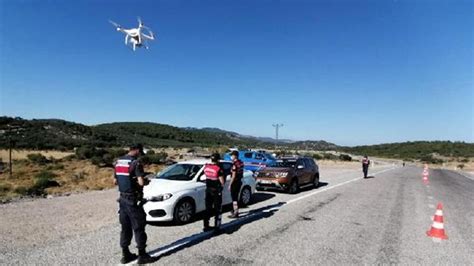 J­a­n­d­a­r­m­a­d­a­n­ ­­d­r­o­n­e­­ ­i­l­e­ ­t­r­a­f­i­k­ ­d­e­n­e­t­i­m­i­ ­-­ ­S­o­n­ ­D­a­k­i­k­a­ ­H­a­b­e­r­l­e­r­
